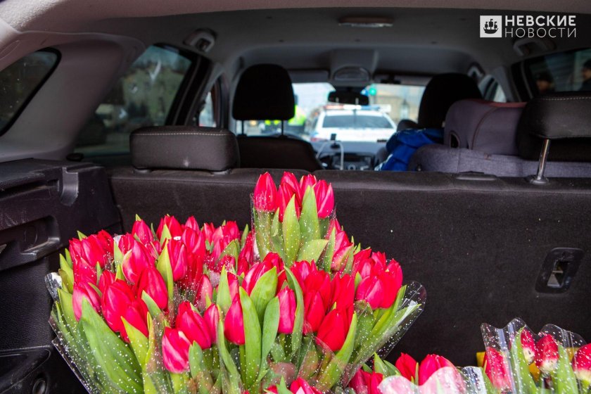 Цветы в подарок