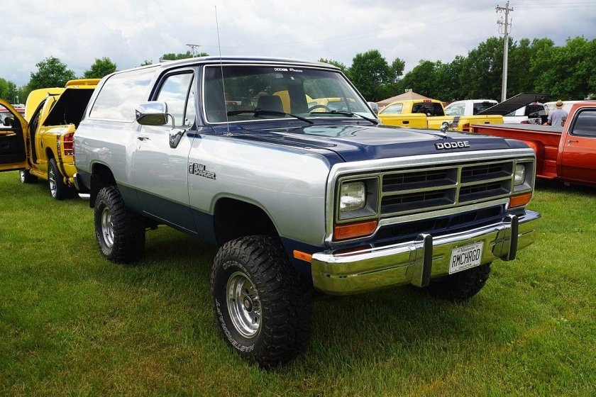 Dodge Ramcharger 1990