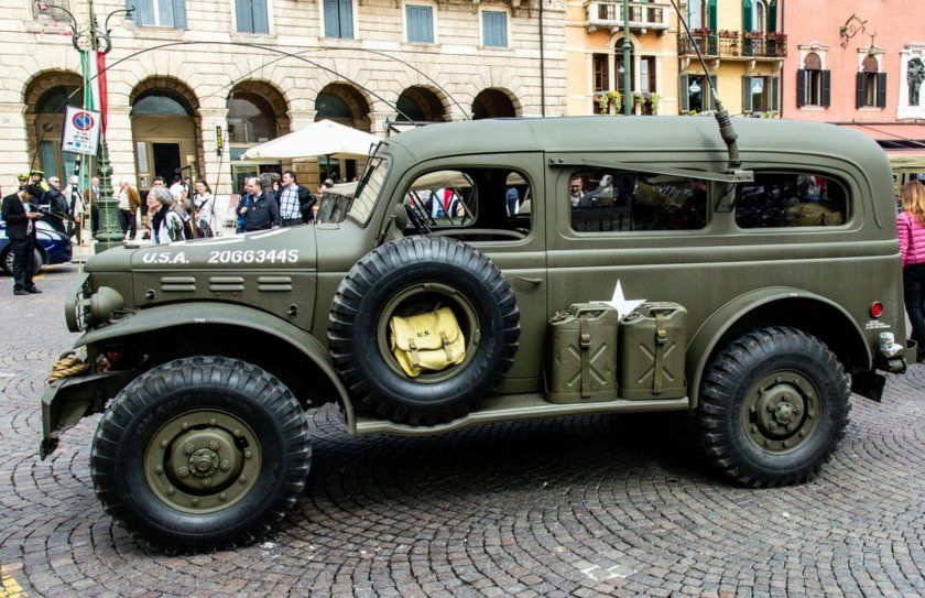 Dodge WC-53
