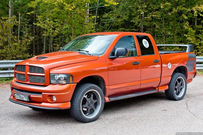 Dodge Ram 50