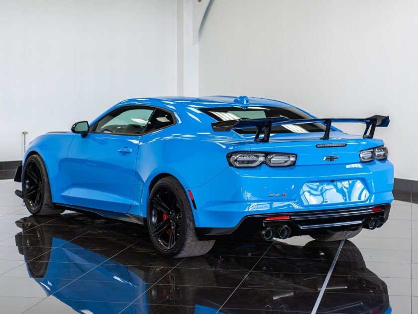 Chevrolet camaro zl 1 le