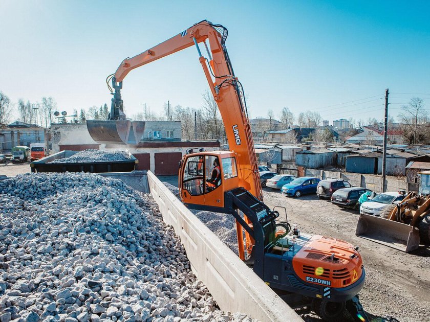 Экскаватор-перегружатель колесный e230wh
