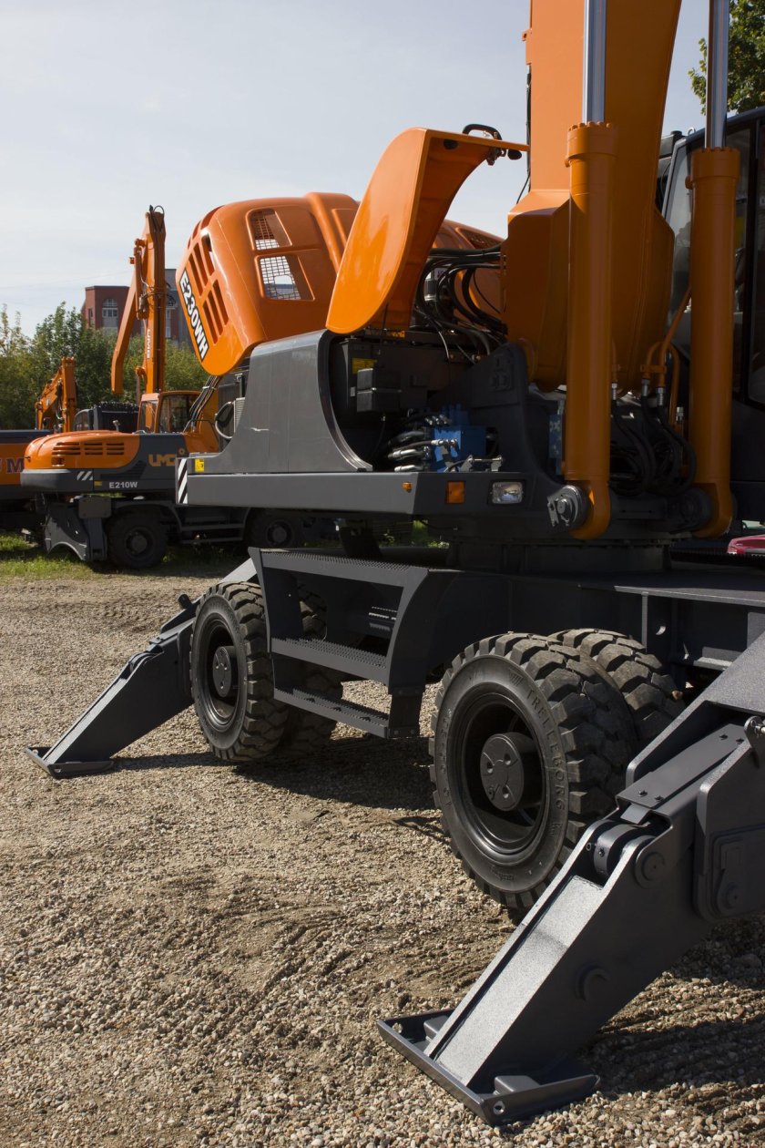 Экскаватор перегружатель