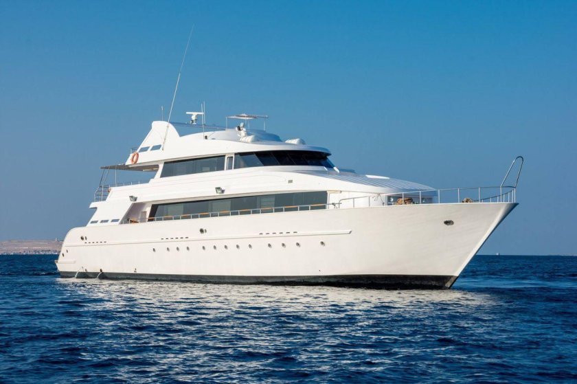 Сафарийная яхта