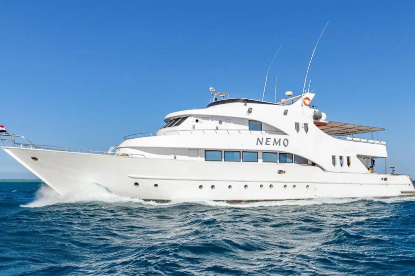 Сафарийная яхта