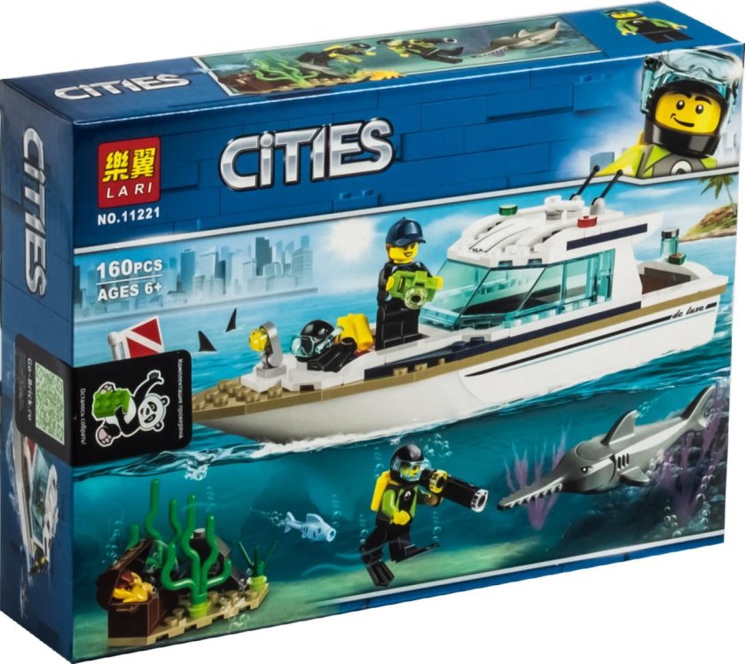 Конструктор LEGO City 60221 яхта для дайвинга