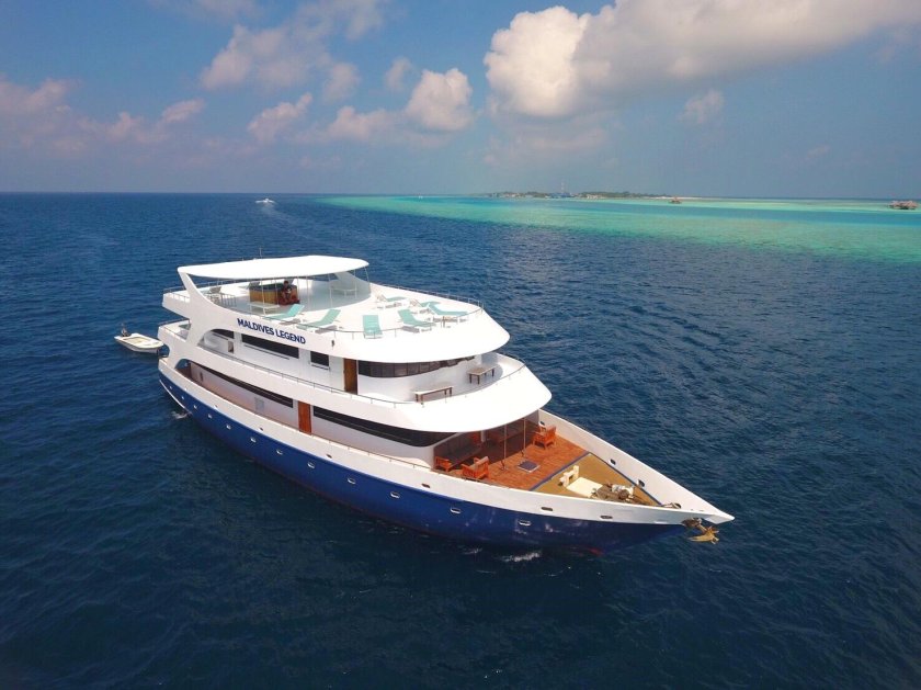 Мальдивы яхта
