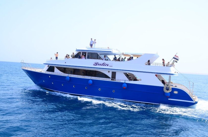 Хургада прогулка на яхте