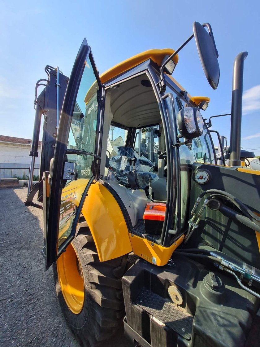 Погрузчик Cukurova 888