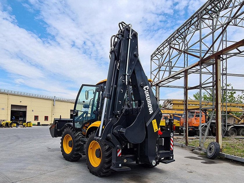 Экскаватор-погрузчик Cukurova 888