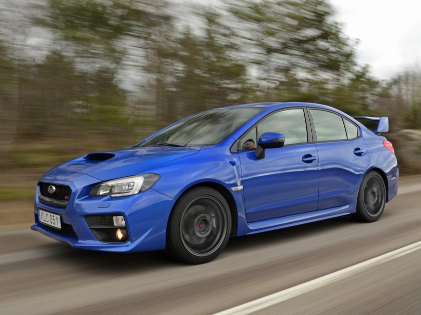 Субару WRX STI 2014