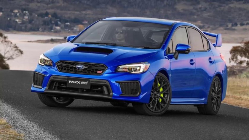 Субару WRX STI 2018