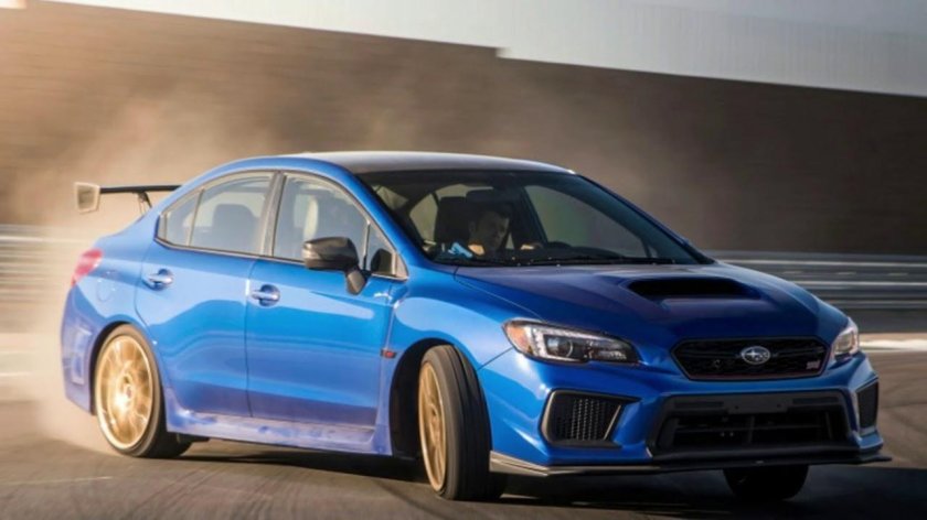 Субару WRX STI 2018