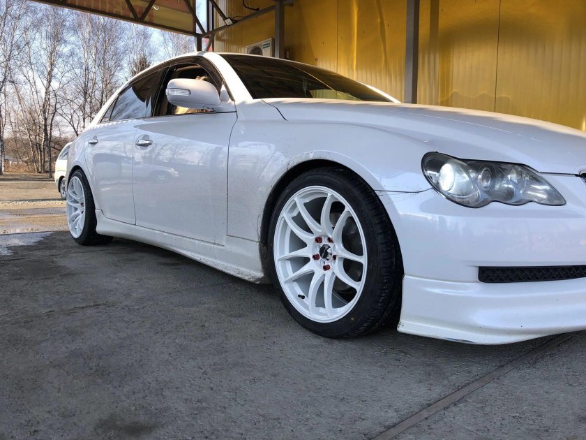 Альпийский снег цвет машины