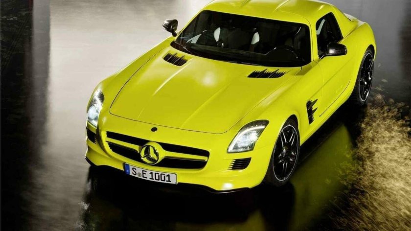 Мерседес СЛС АМГ зеленый