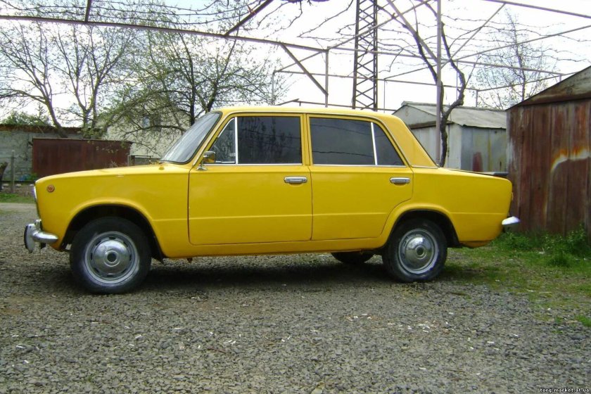 ВАЗ 2101 желтая