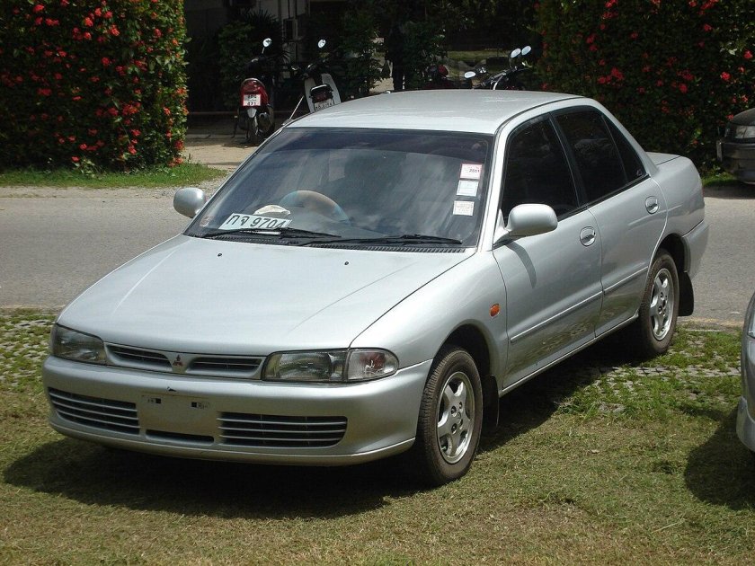 Mitsubishi Lancer 5
