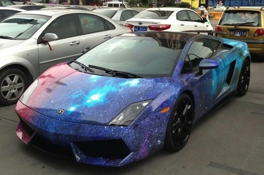 Ламборгини хамелеон