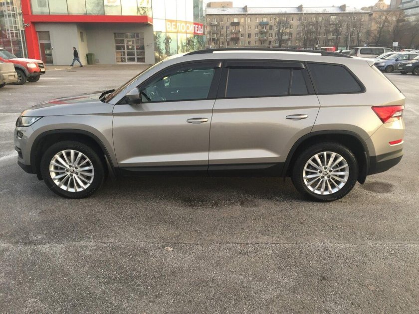 Бежевый Кодиак 2022