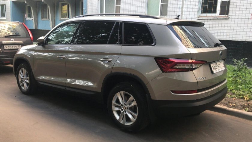 Шкода Кодиак бежевый капучино