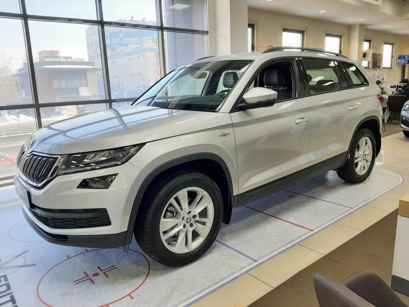 Серебристый Brilliant металлик Kodiaq