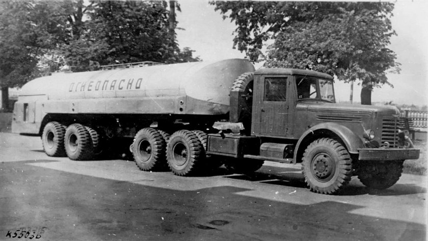 Яаз-210д седельный тягач