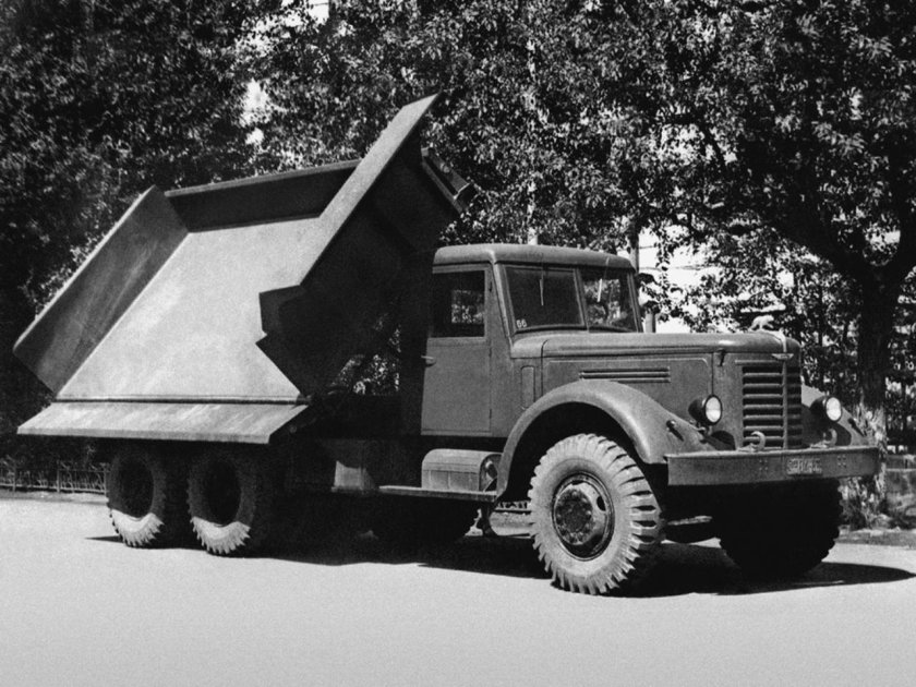 ЯАЗ-210е самосвал