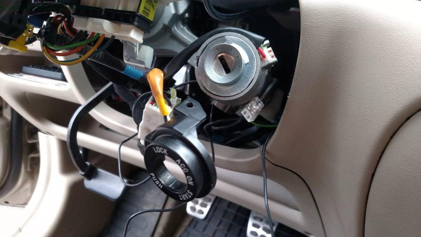 Антенна иммобилайзера Опель Астра h