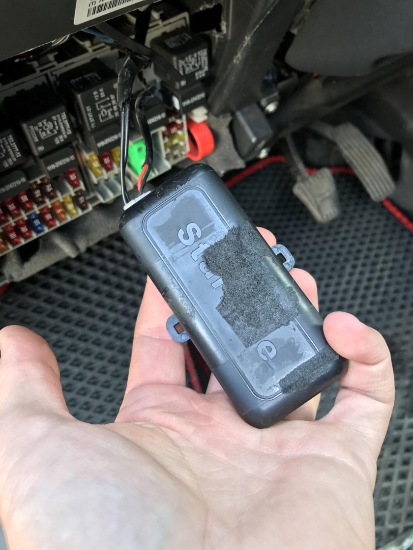 Блок иммобилайзера Лада Приора