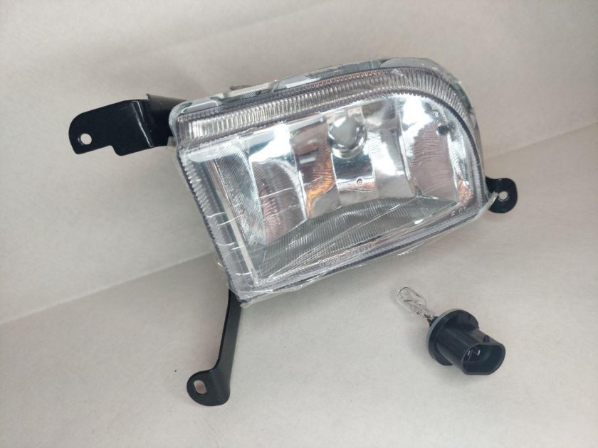 96551093 Фара противотуманная левая