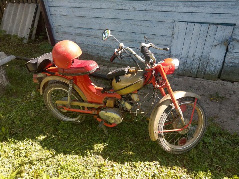 Мопед рига 16