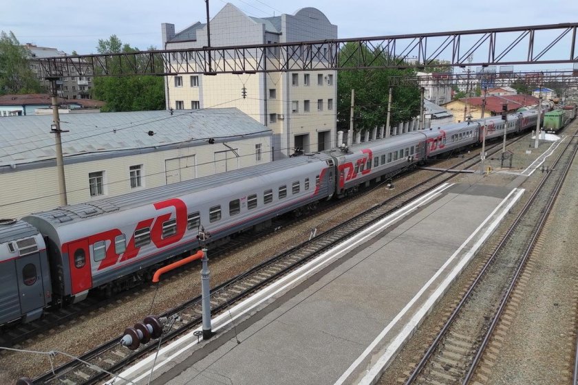 Поезд Томск Асино