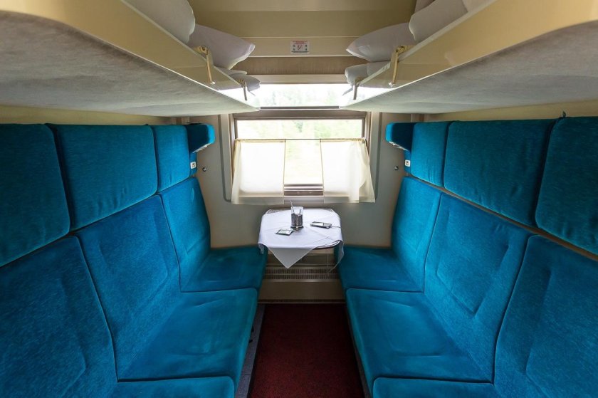 Фирменный поезд Томич 037н