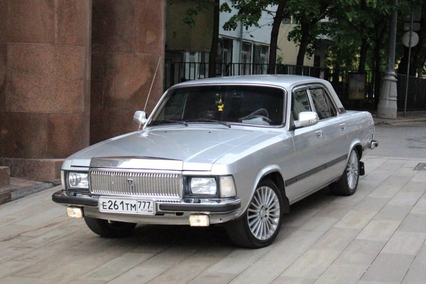 Волга ГАЗ 3102