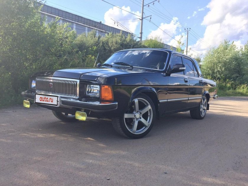 ГАЗ 3102 черная тонированная