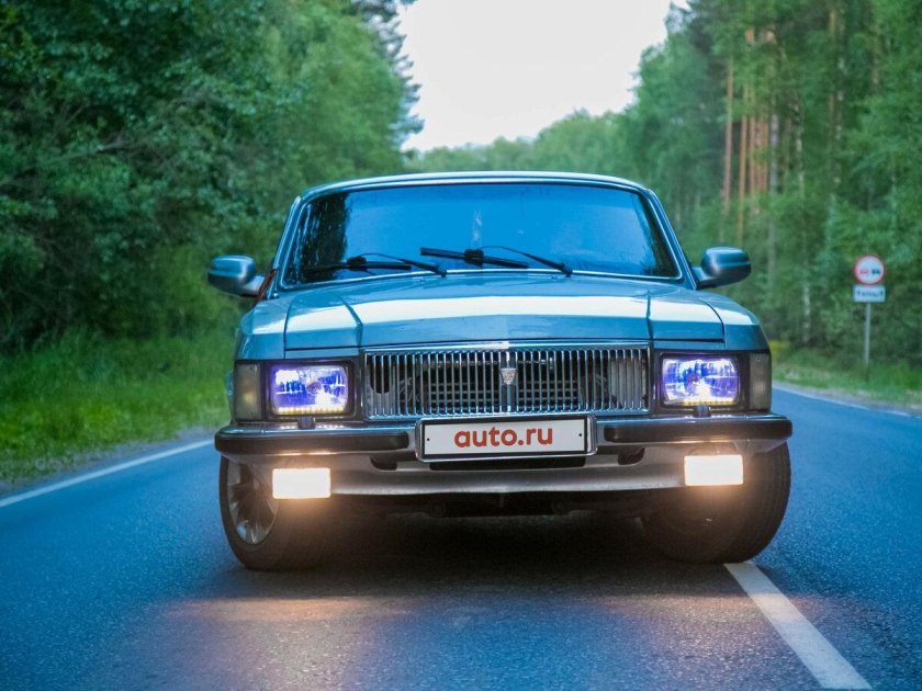 Волга ГАЗ 3102