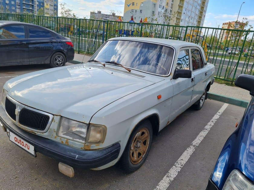 Волга ГАЗ 3110 серый