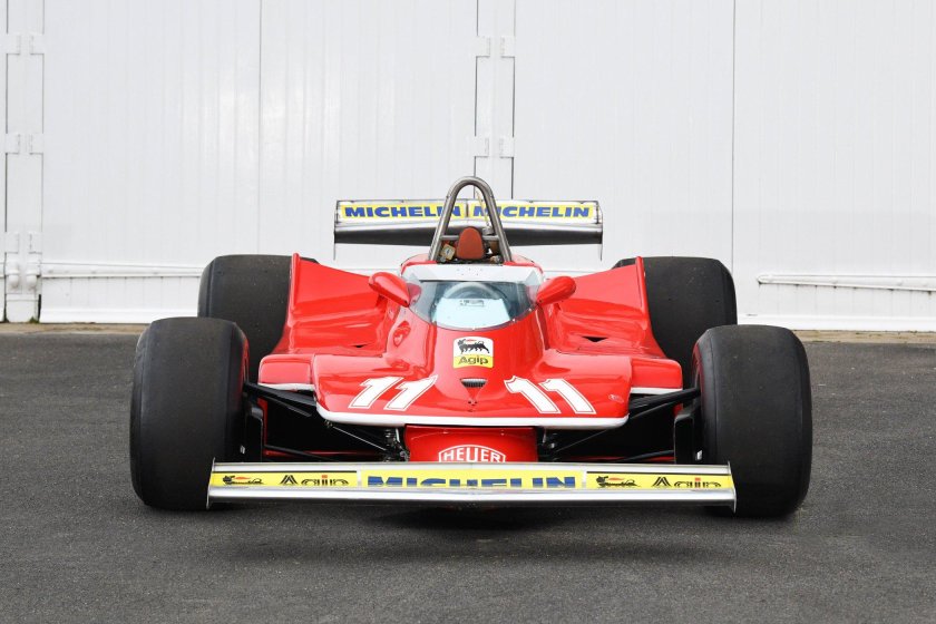 Formula 1 ferrari