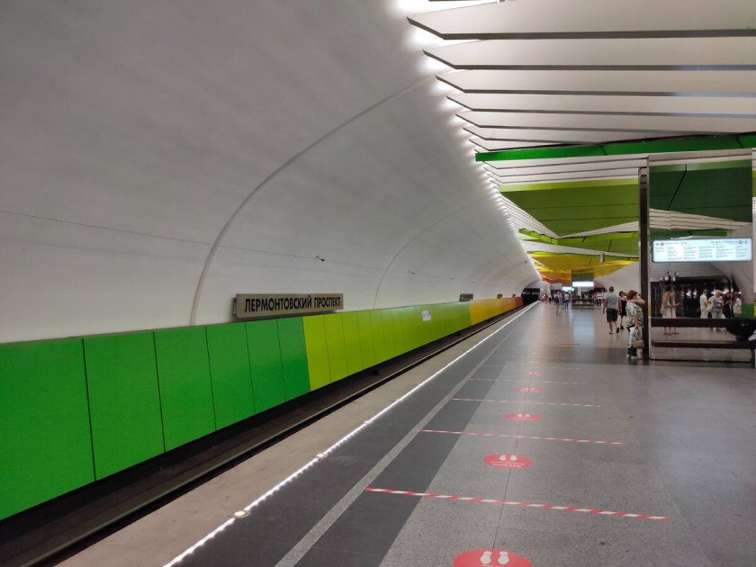 Лермонтовский проспект метро