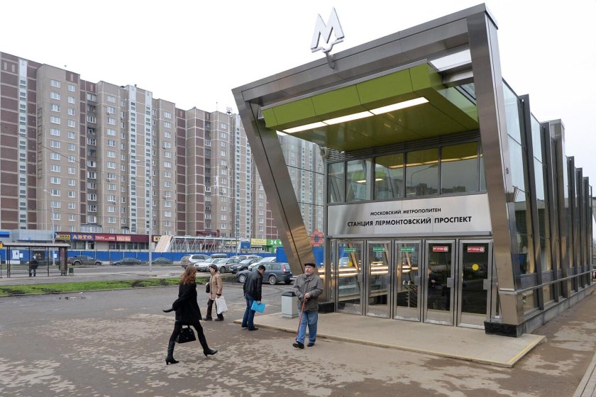 Метро Лермонтовский проспект снаружи