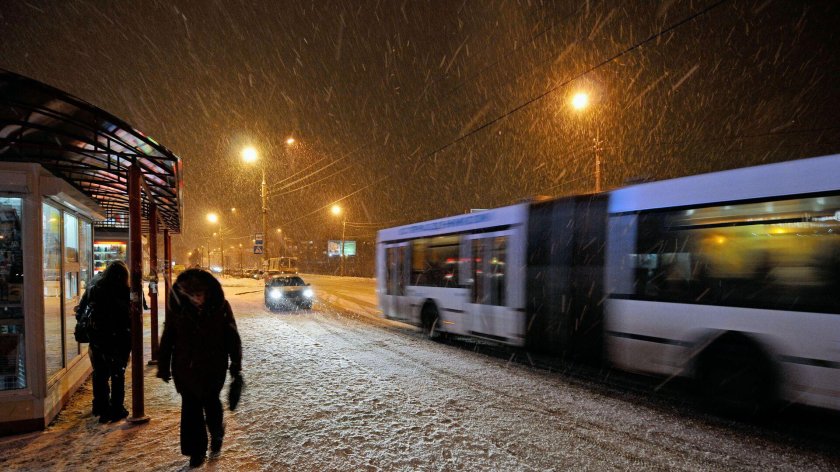 Общественный транспорт зимой