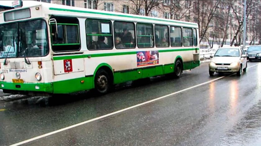 Обгон автобуса