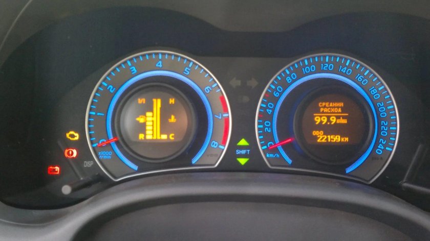 Toyota Auris приборная панель,2007