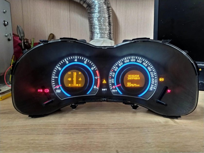 Toyota Corolla 150 панель приборов