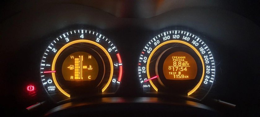 3 Палки бензина на Тойота Королла 150