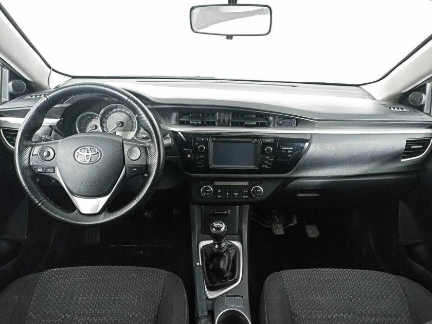 Toyota Corolla 2014 салон