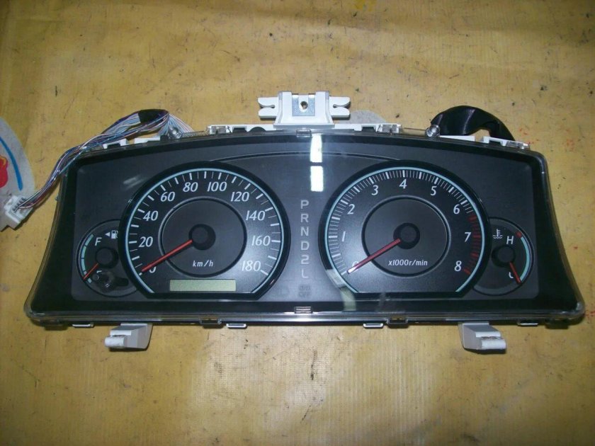 Приборная панель Королла 120