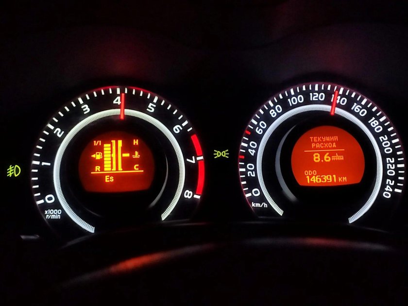 Подсветка приборной панели Тойота Королла 150