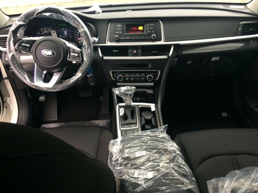 Киа Оптима 2018 комплектация Люкс