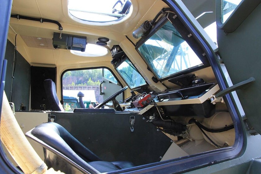 Sisu xa-185 pasi бронетранспортер